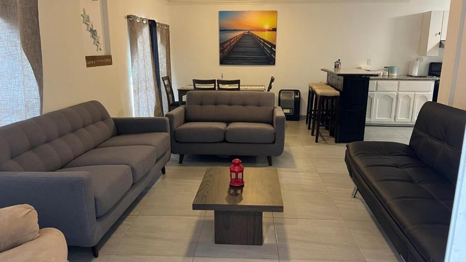 Candys beach apartment House in Tijuana