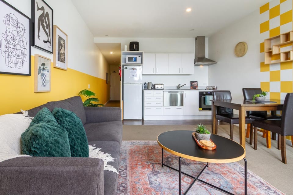 TV and multimedia, Dining area, kitchen
