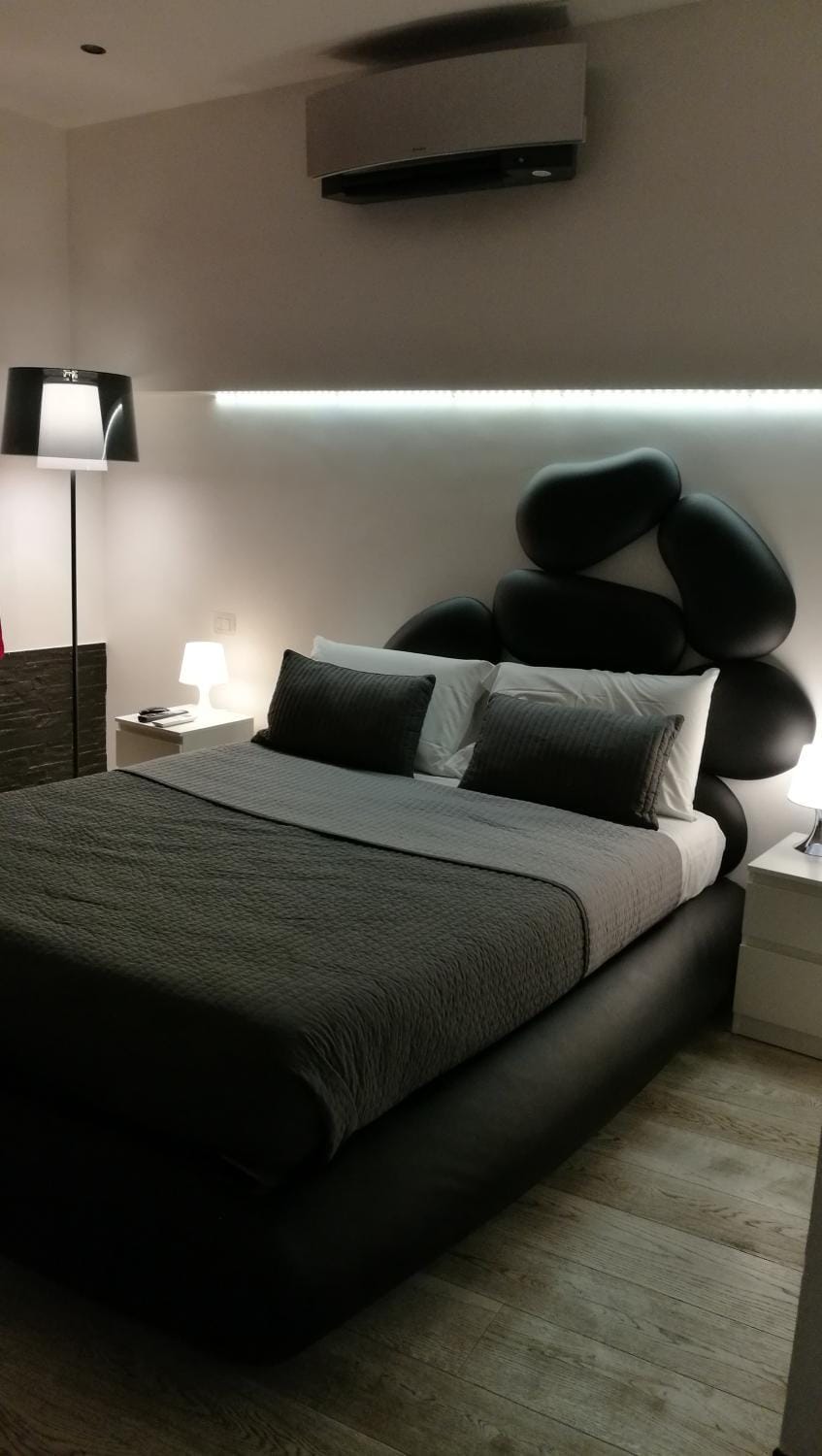 Two Chic Guesthouse Bed and Breakfast in Rome