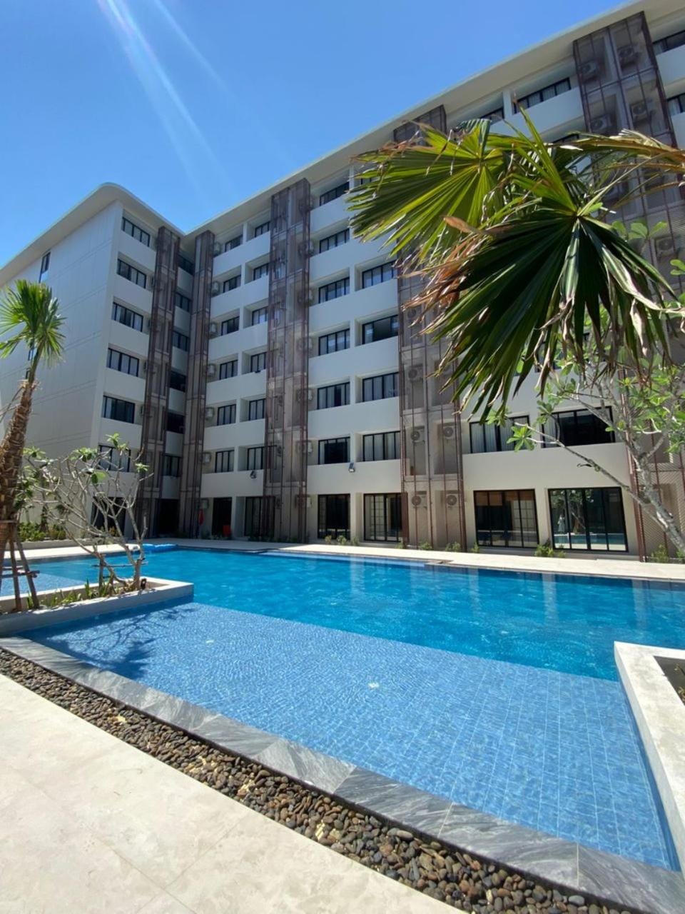 Property building, Swimming pool
