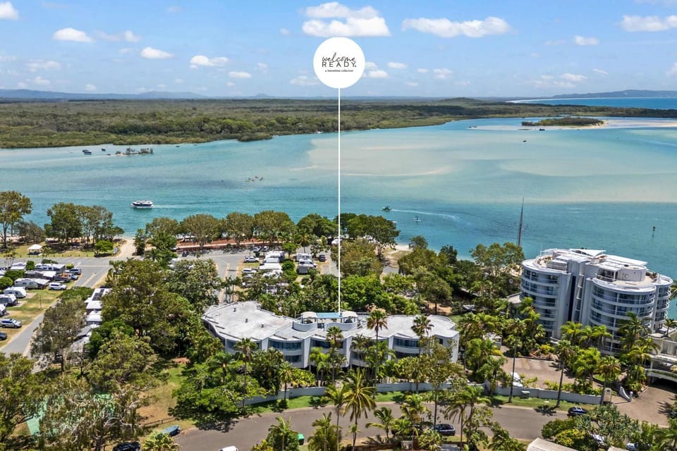 Property building, Bird's eye view, Location