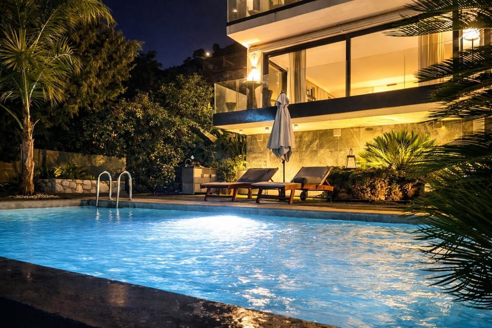 View (from property/room), Garden view, Pool view, Swimming pool