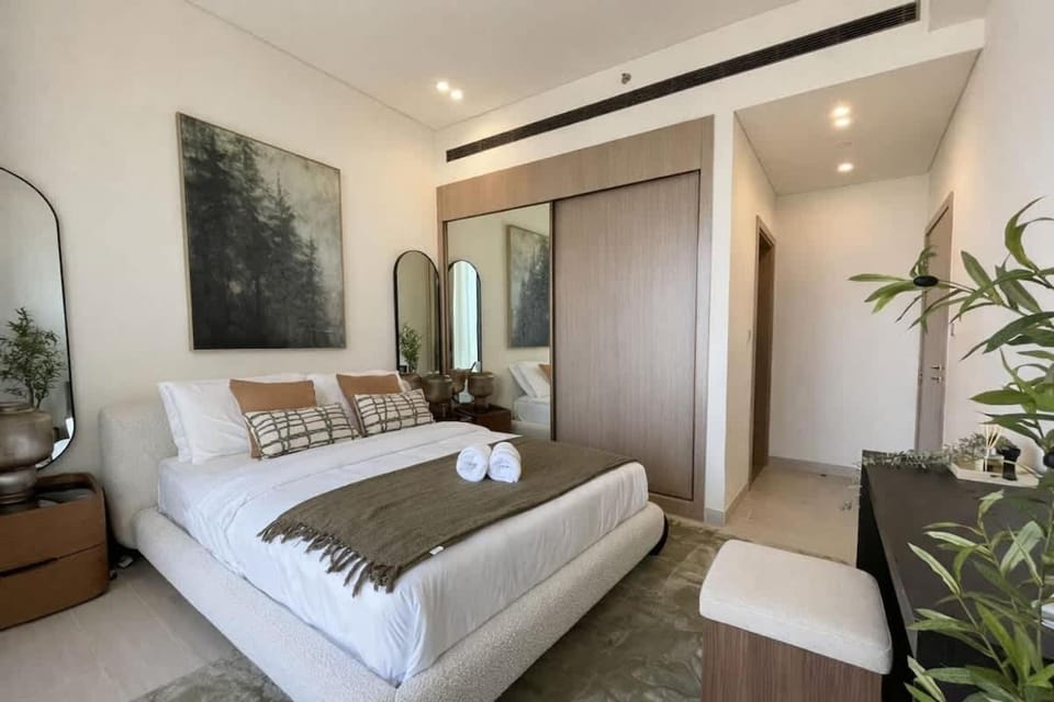 Exclusive 1BR Oasis Private Pool Binghatti Royale Apartment in Dubai