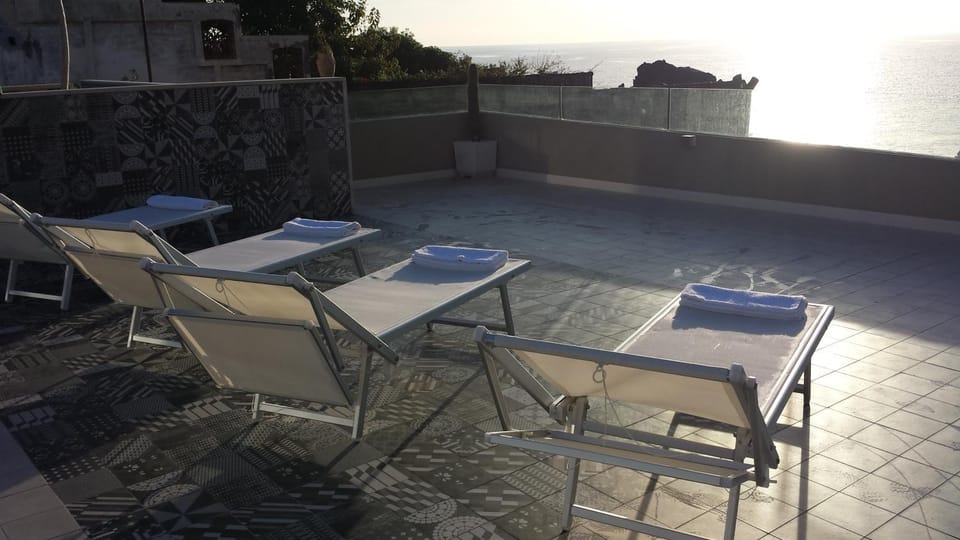Patio, Sunrise
