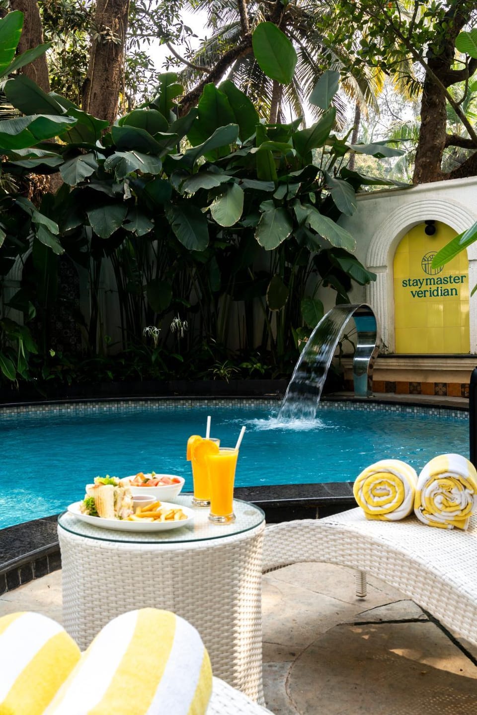 Pool view, Swimming pool