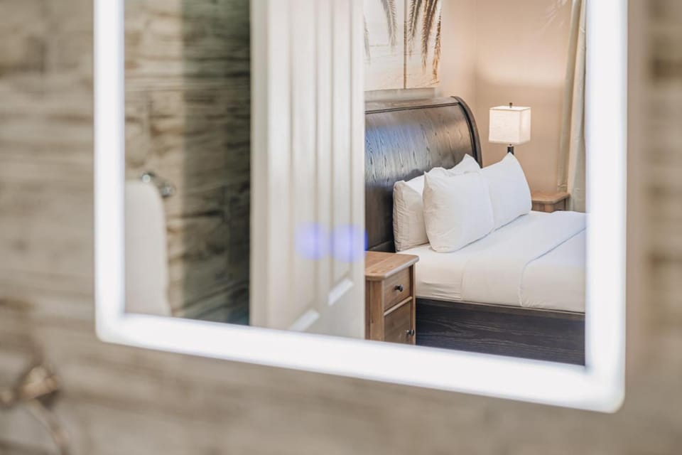 Pet-Friendly 5BR Aruba Villa with pool Sleeps 10 Villa in Noord