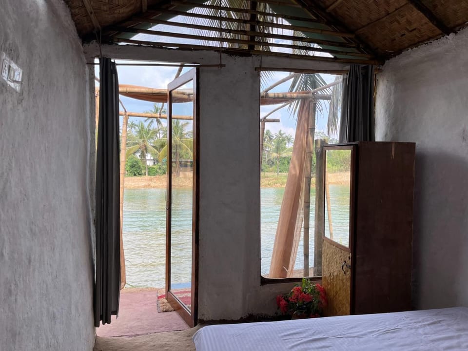 Wake by the lake cottages Hotel in Mandrem
