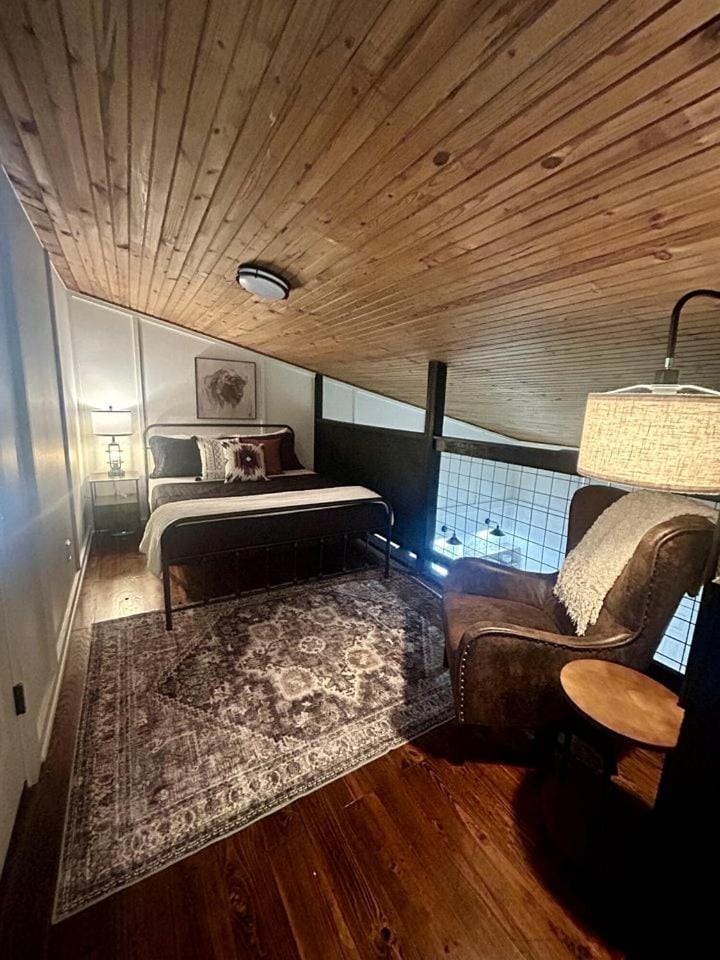 Tranquil Wooded Cabin Retreat with Private Hot Tub & Fire Pit Near Gentry, Arkansas Cabin in Arkansas