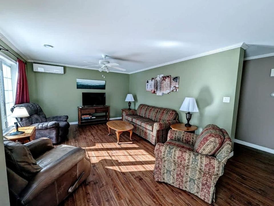 Spacious Ranch-Style Retreat with Private Deck, Nestled in Nature Near Acadia, Hancock Maine House in Hancock