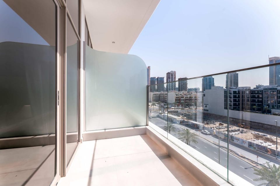 Free housekeeping visits during your stay - StayShort - Elegant Studio Living in JVC Perfect for 2 Apartment in Dubai