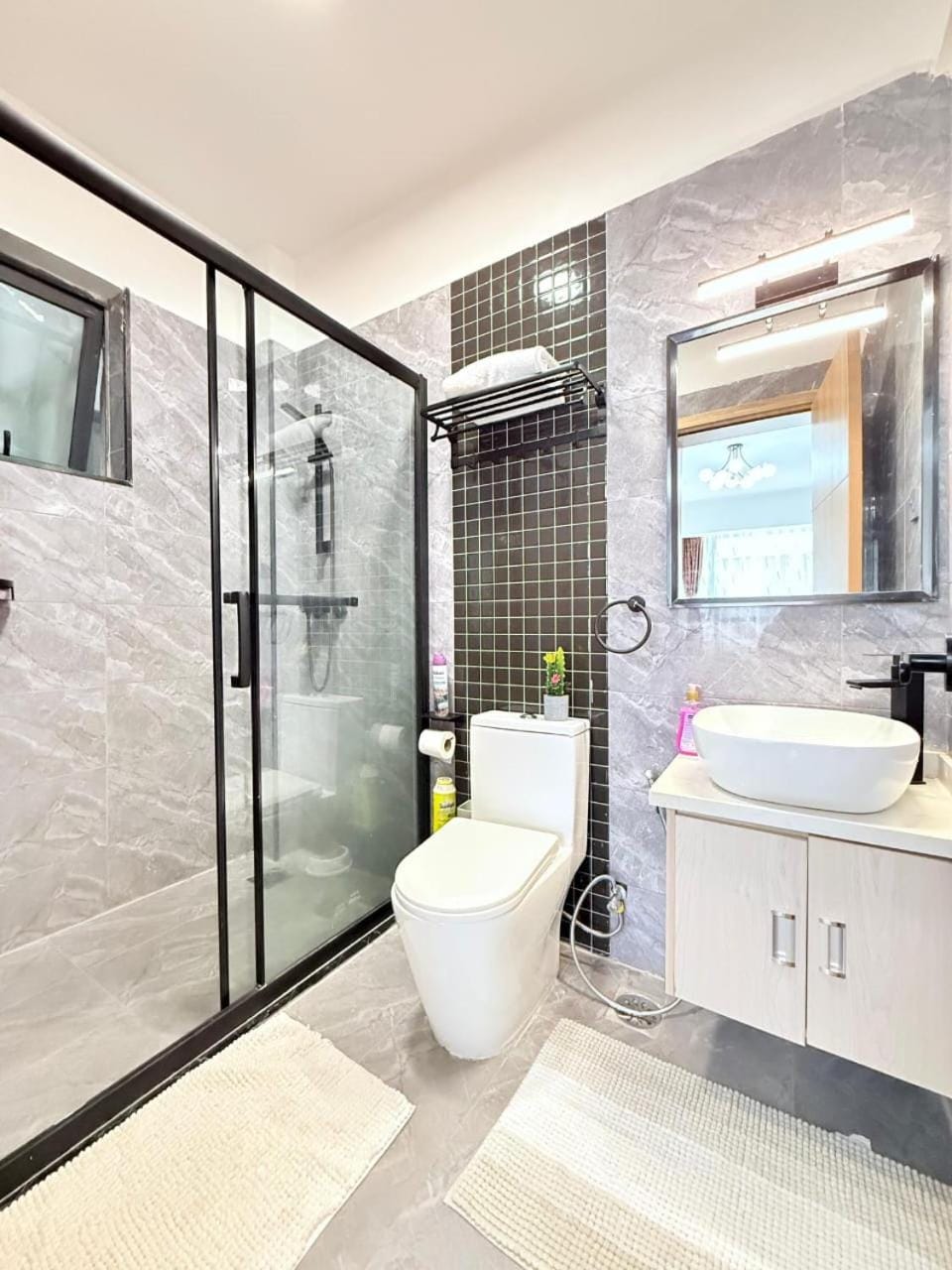 The modern executive fully furnished three bedroom apartment with breathtaking city views which features a swimming pool,fully fitted gym ,child play area and proximity to major shopping centers and restaurants Apartment in Nairobi