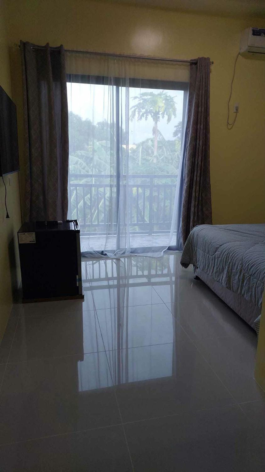 M2M Travellers Inn Apartment in Tagbilaran City