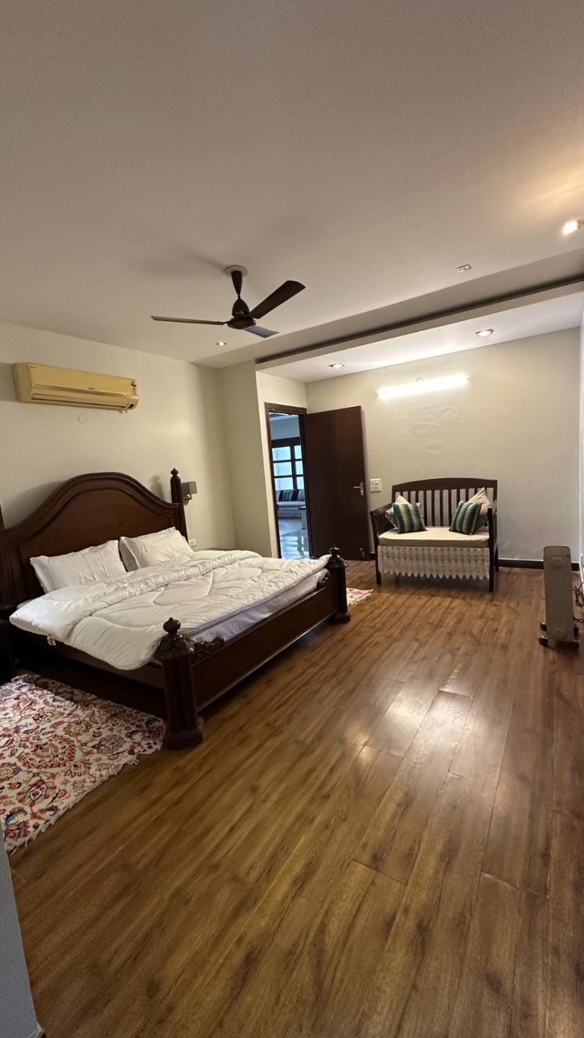 Silver Oak Mansion Bed and Breakfast in Punjab, India