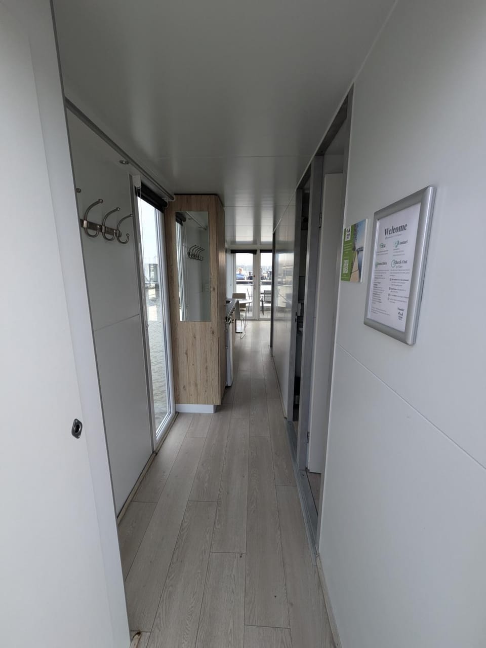 Secret Escape Houseboat "Trancoso"near Amsterdam 20 min Docked boat in North Holland (province)