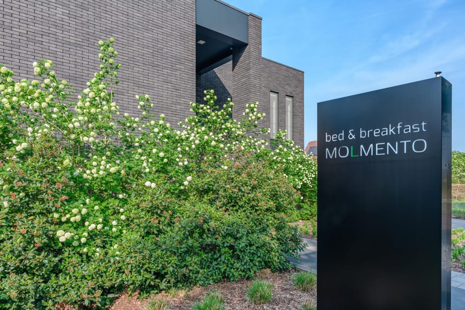 Property logo or sign, On site