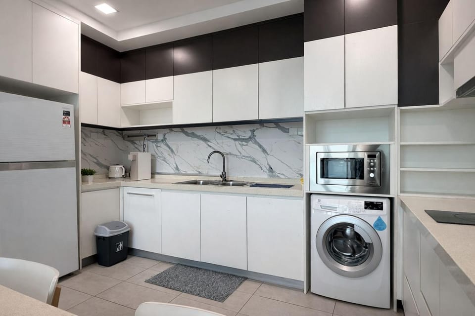 RlVERSON SEAVIEW 3BR SUITES NEAR IMAGO Apartment in Kota Kinabalu