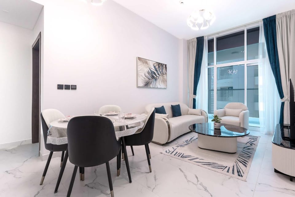 Free housekeeping visits during your stay - StayShort - Modern 2BR in Arjan that Sleeps 4 Apartment in Dubai