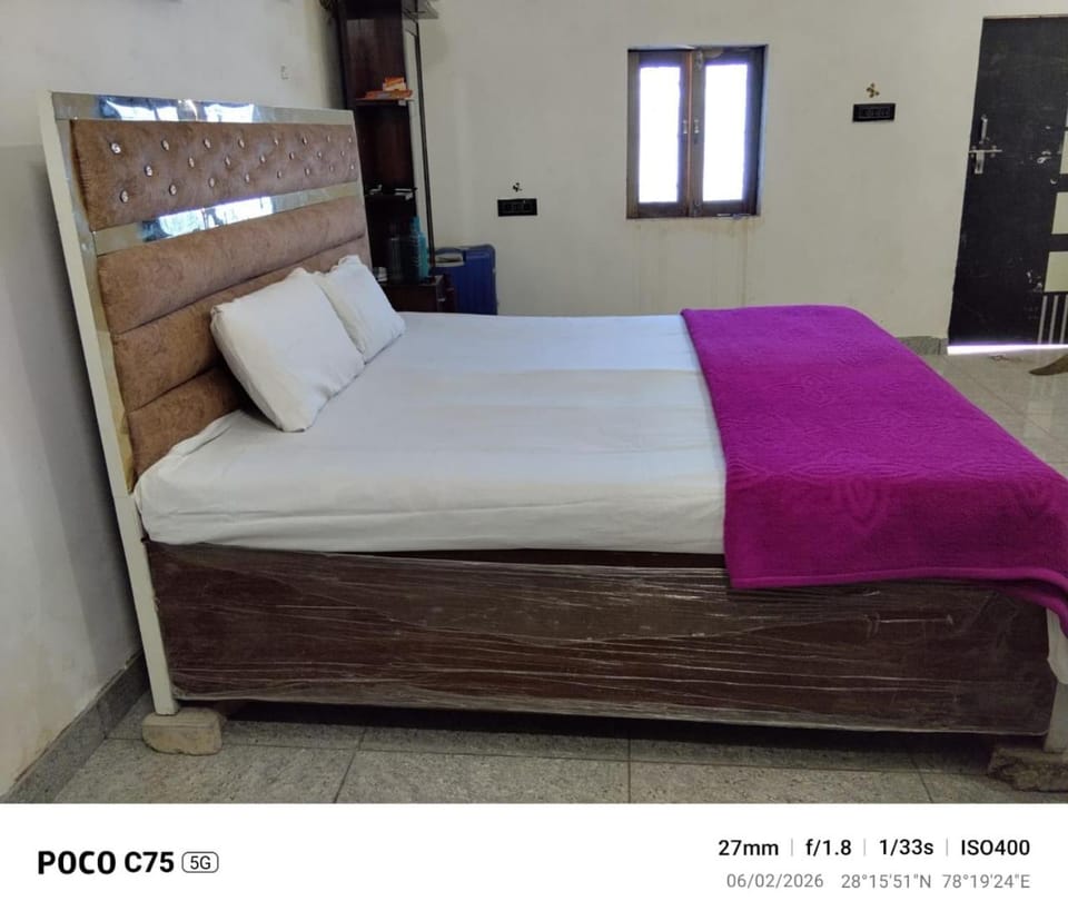 Rohit Homestay Vacation rental in Uttar Pradesh