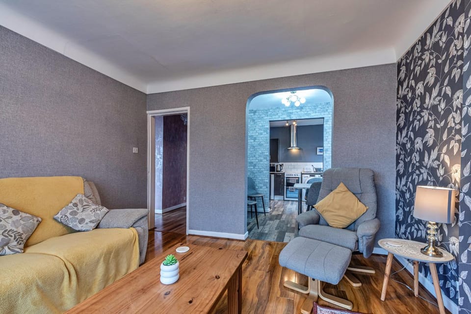 Communal lounge/ TV room, Living room