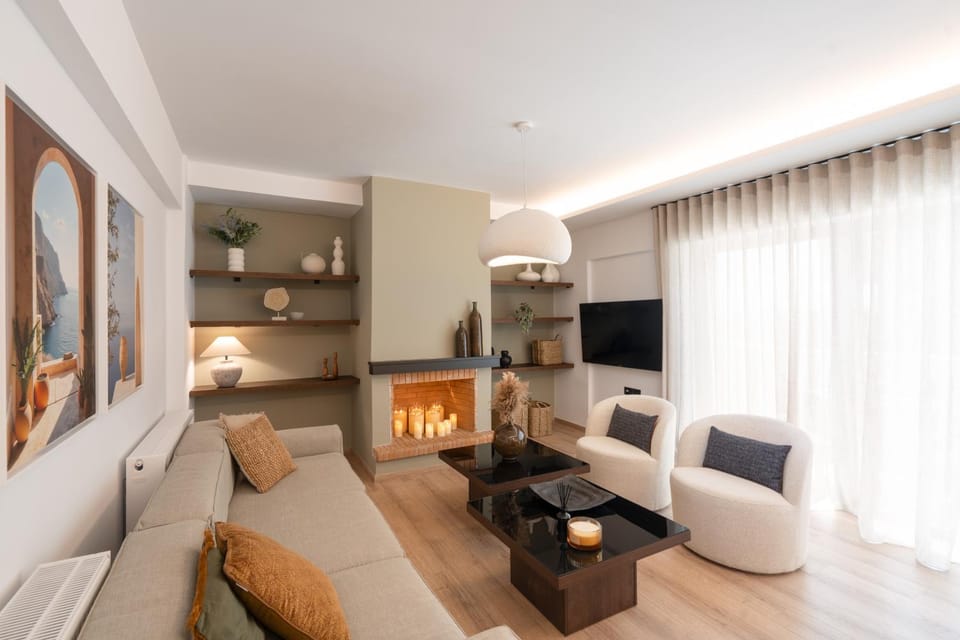 TV and multimedia, Living room, Seating area