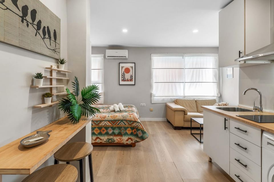 Kitchen or kitchenette, Living room