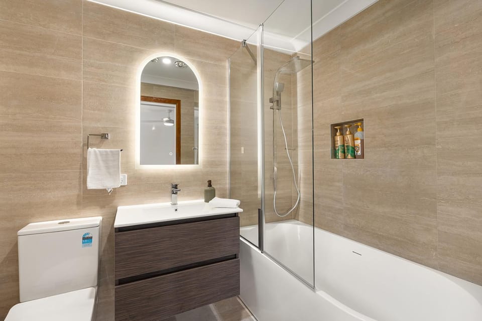 New family sized Bowral sanctuary with fireplace House in Bowral