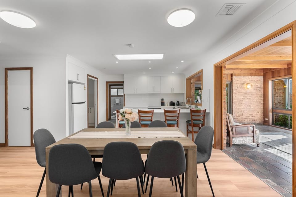 New family sized Bowral sanctuary with fireplace House in Bowral