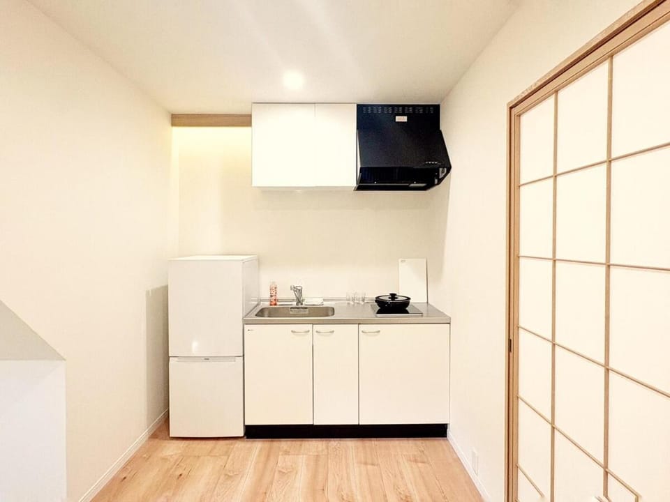 EIZAWAKEN101 Osaka Dome 5 min from Station 2 people Kansai Airport Apartment in Osaka