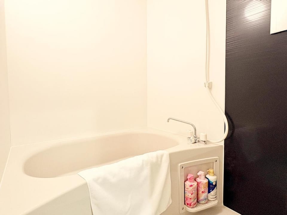 EIZAWAKEN101 Osaka Dome 5 min from Station 2 people Kansai Airport Apartment in Osaka