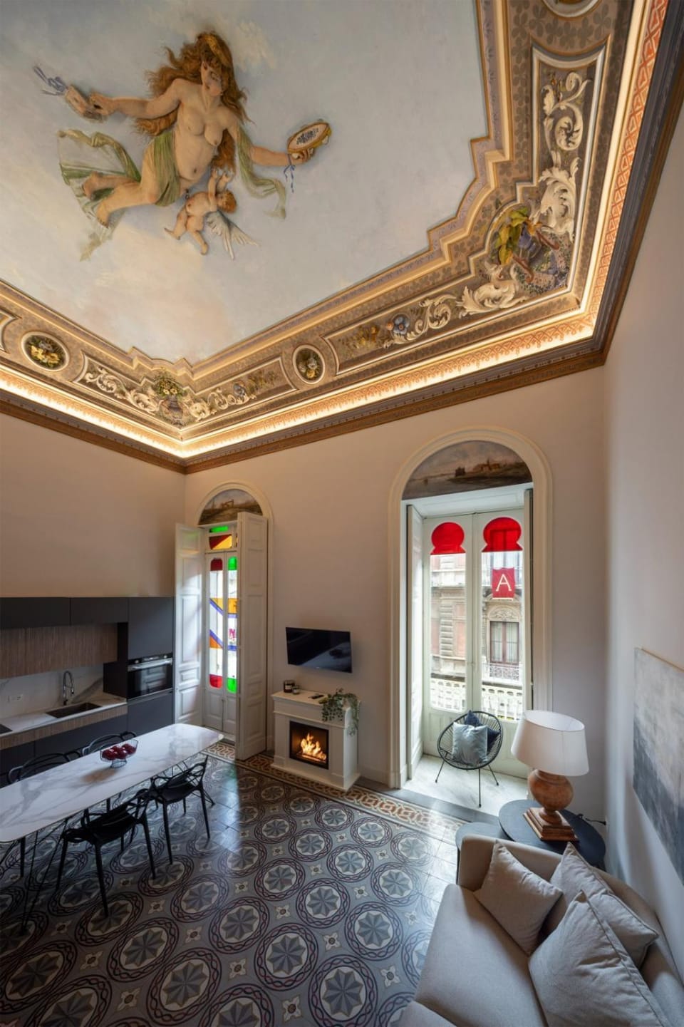 Living room, Photo of the whole room