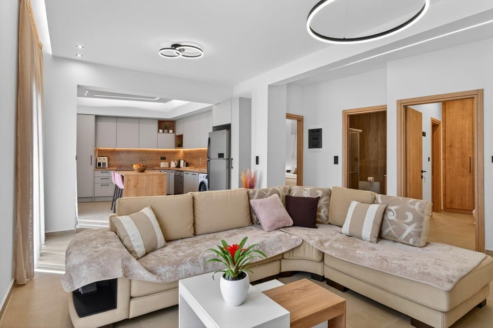 Seating area, kitchen