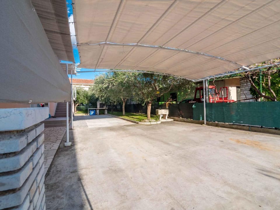 Property building, Summer