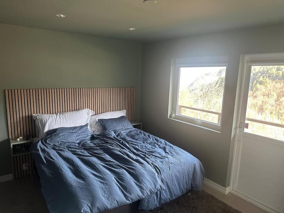 Large, spacious single-family home with good views House in Bergen