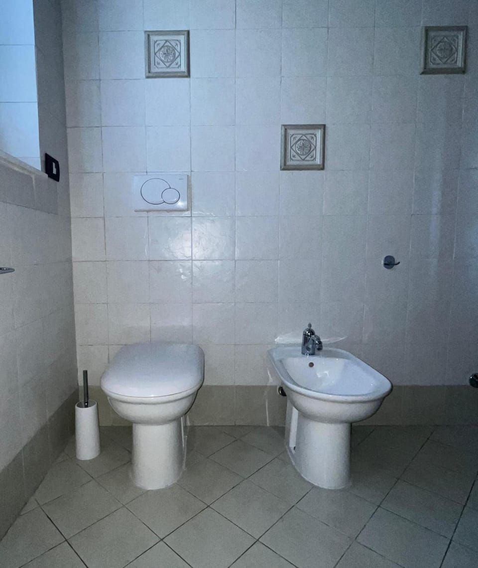 Toilet, Bathroom