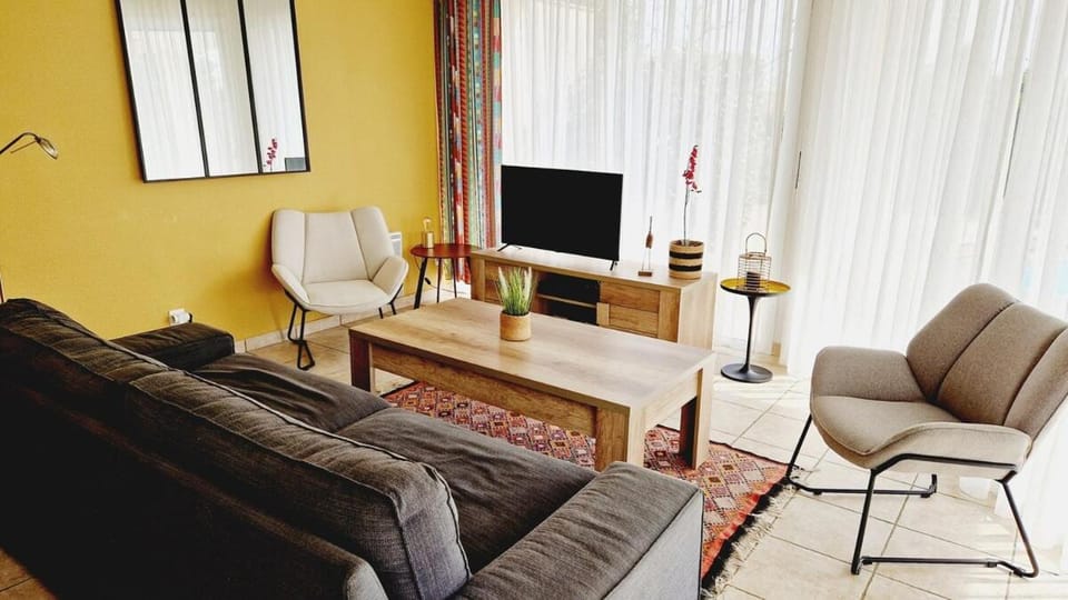 Villa 63, Belle villa avec piscine privée Bed and Breakfast in Château-d'Olonne