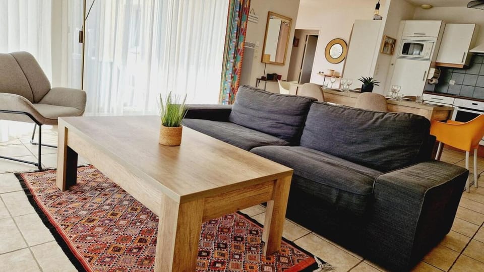 Villa 63, Belle villa avec piscine privée Bed and Breakfast in Château-d'Olonne