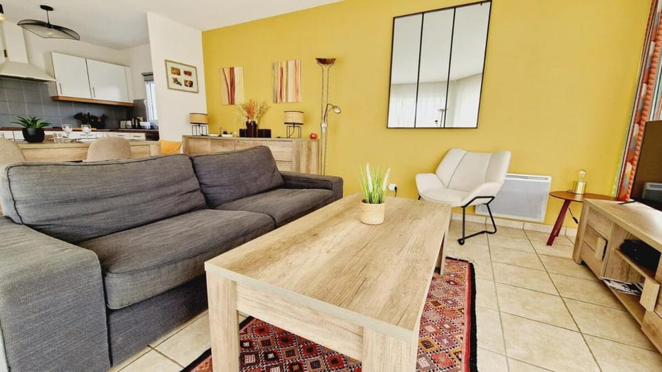 Villa 63, Belle villa avec piscine privée Bed and Breakfast in Château-d'Olonne
