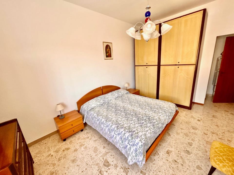 TRILO ANTONIO ampio appartamento in centro a Numana Apartment in Numana