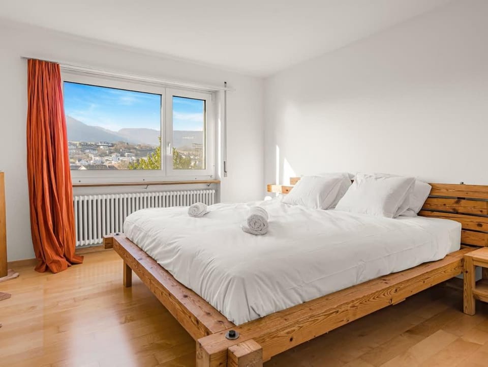 Modern Living Villa mit Panorama-Wintergarten & TV House in Aargau, Switzerland