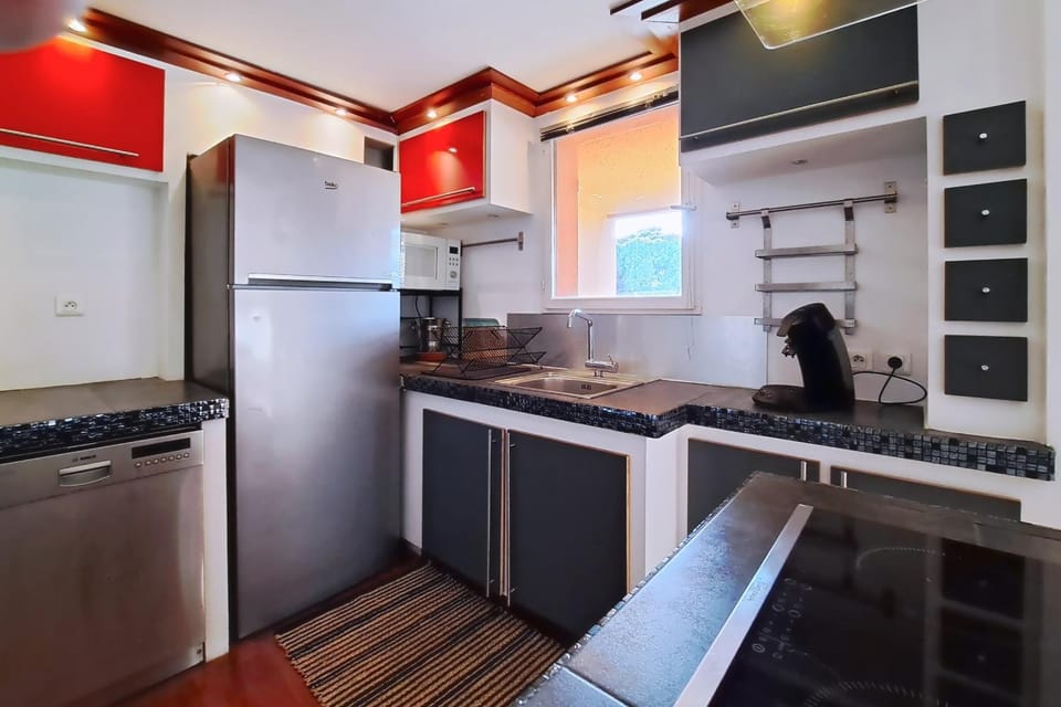 Bel appartement à 3 min de la plage à La Ciotat Apartment in La Ciotat