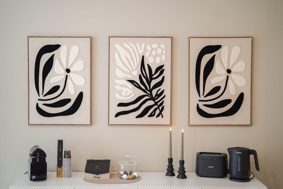 Coffee/tea facilities, Decorative detail, toaster