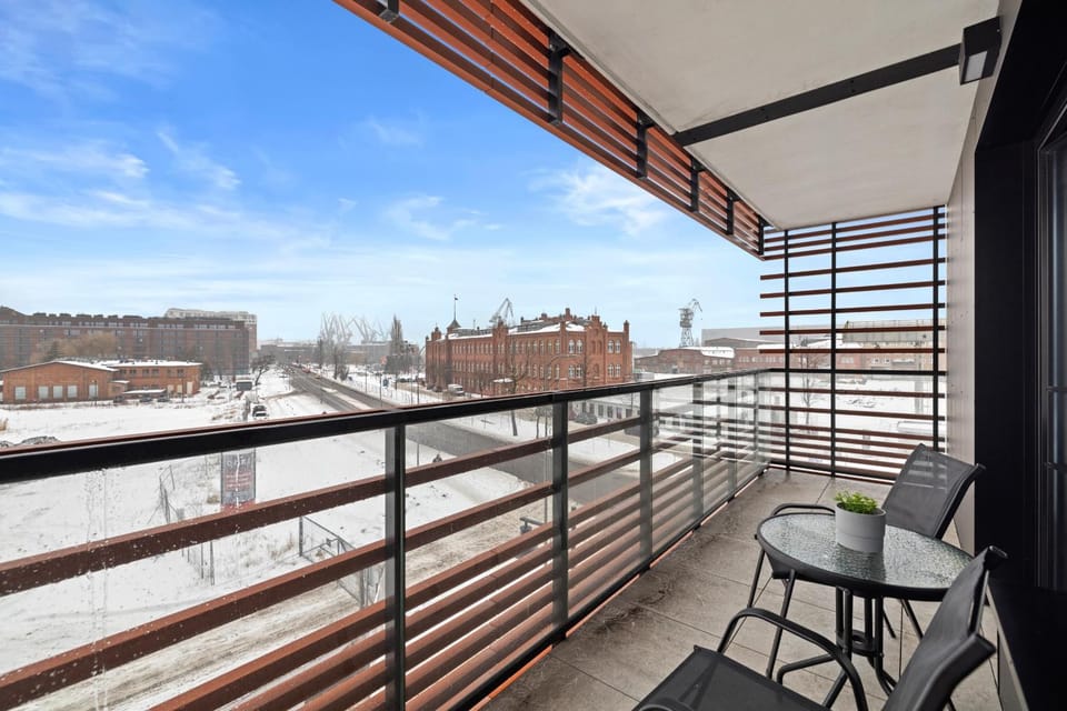 View (from property/room), Balcony/Terrace, Seating area