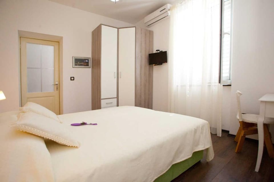 Apartment Bacvice Apartment in Split