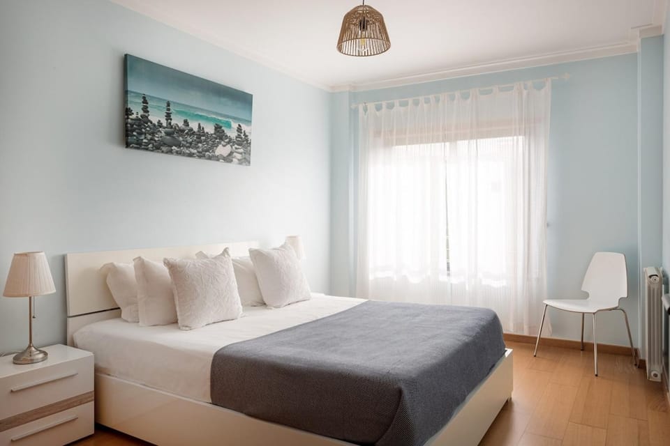 Village Garden Apartment in Estoril