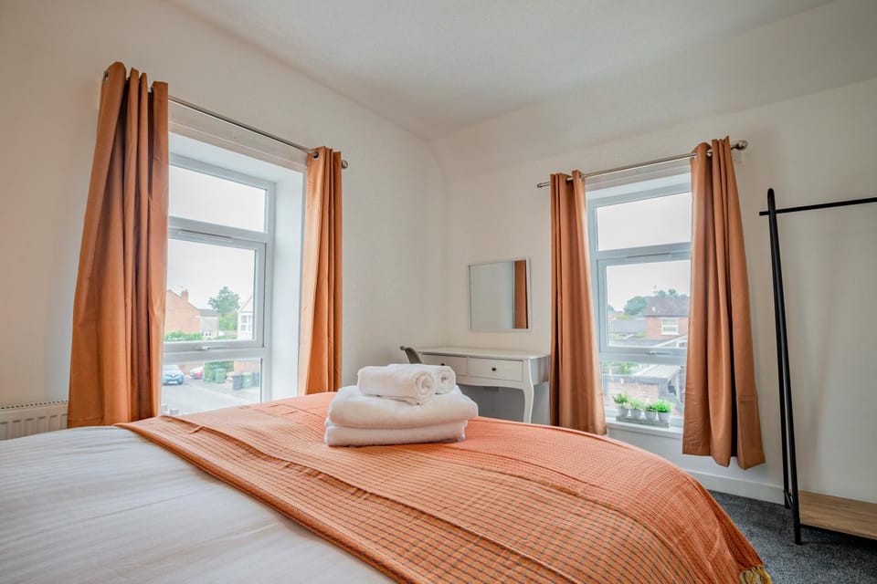 Bromyard Road- Flat 4 Apartment in Worcester