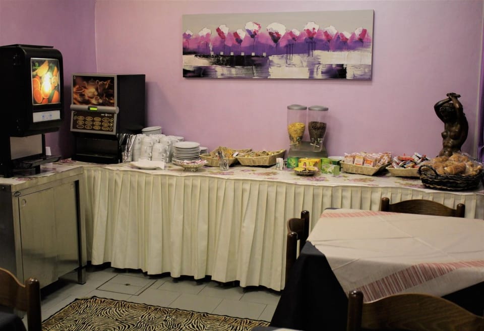 Buffet breakfast, Drinks