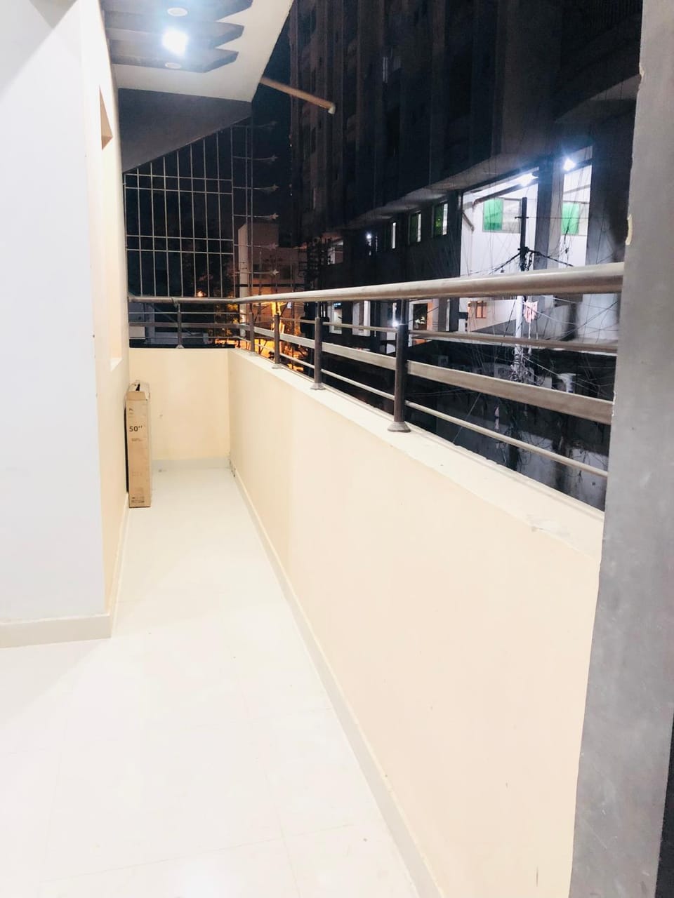 Portion 2 bad DD portion first floor Villa in Karachi