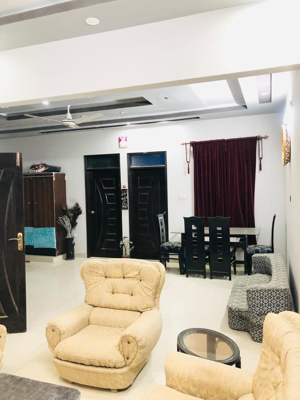 Portion 2 bad DD portion first floor Villa in Karachi