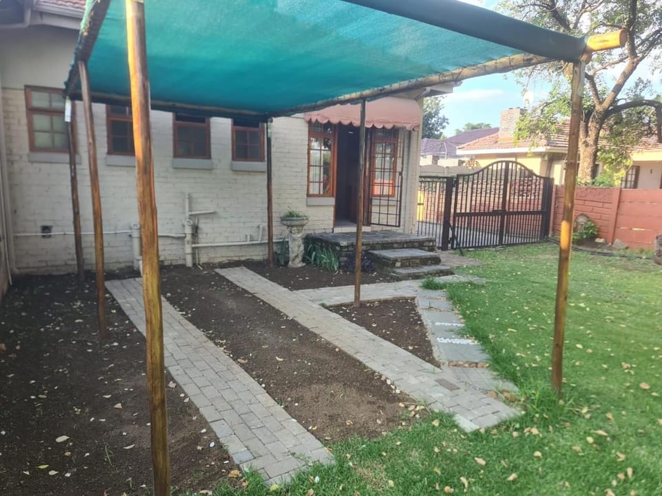 Golf View Haven Apartment in Gauteng