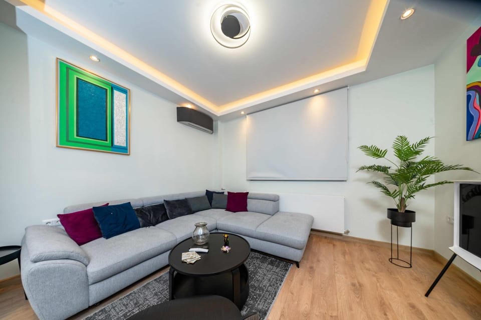 TV and multimedia, Living room, Seating area